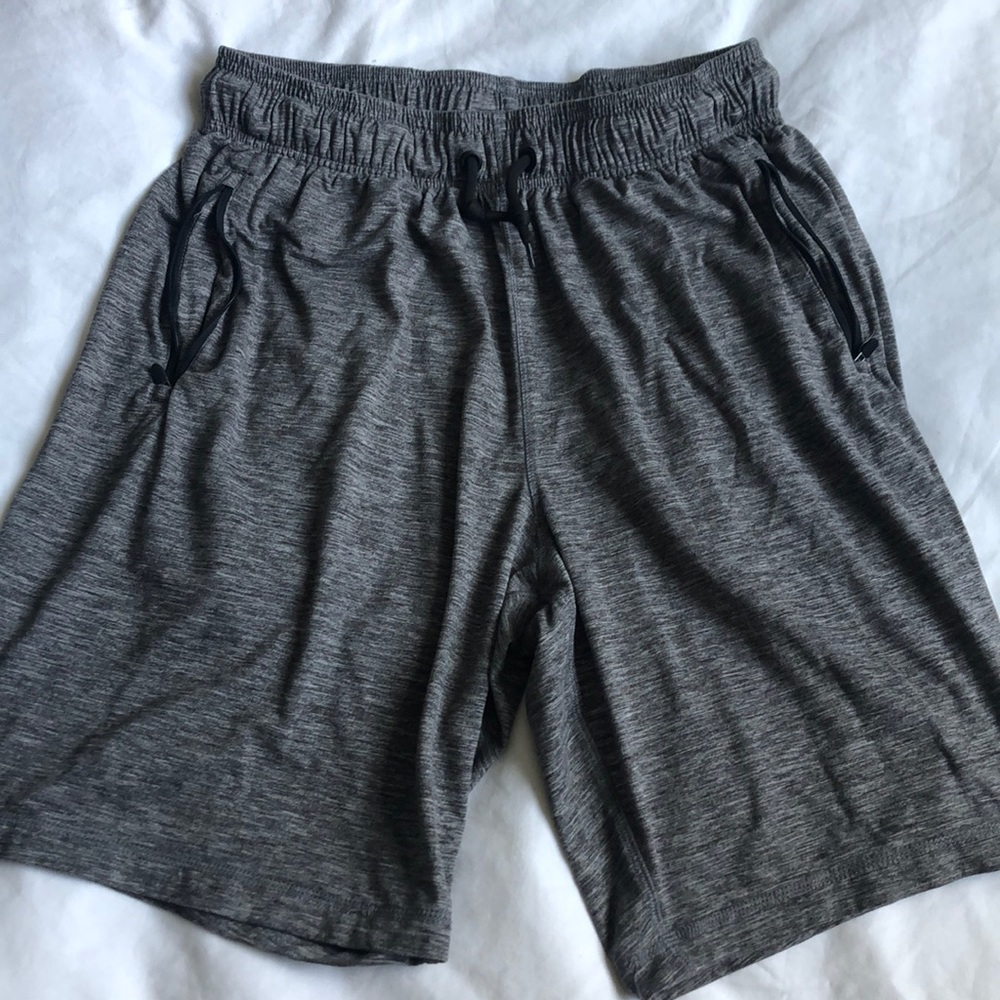 LEG3ND mens shorts